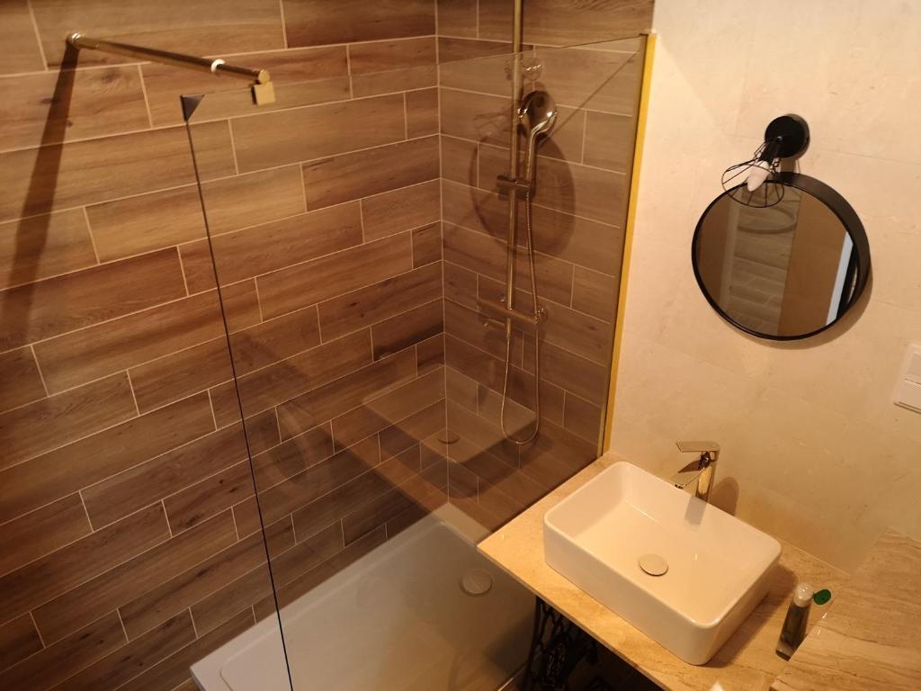 Kúpeľňa v ubytovaní Apilois Apartament