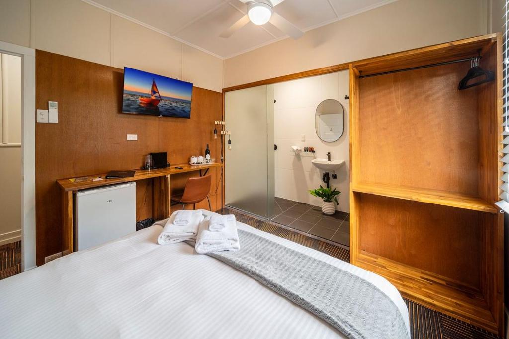 Кровать или кровати в номере Peddlars Rest