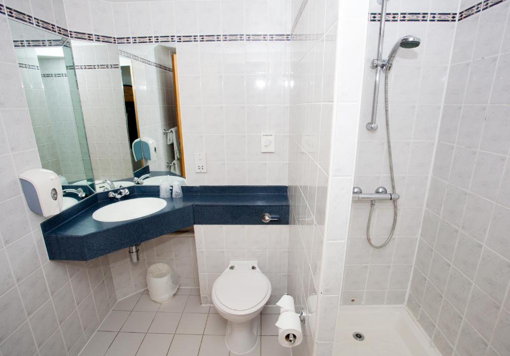ibis Cardiff Gate - International Business Park - 双室