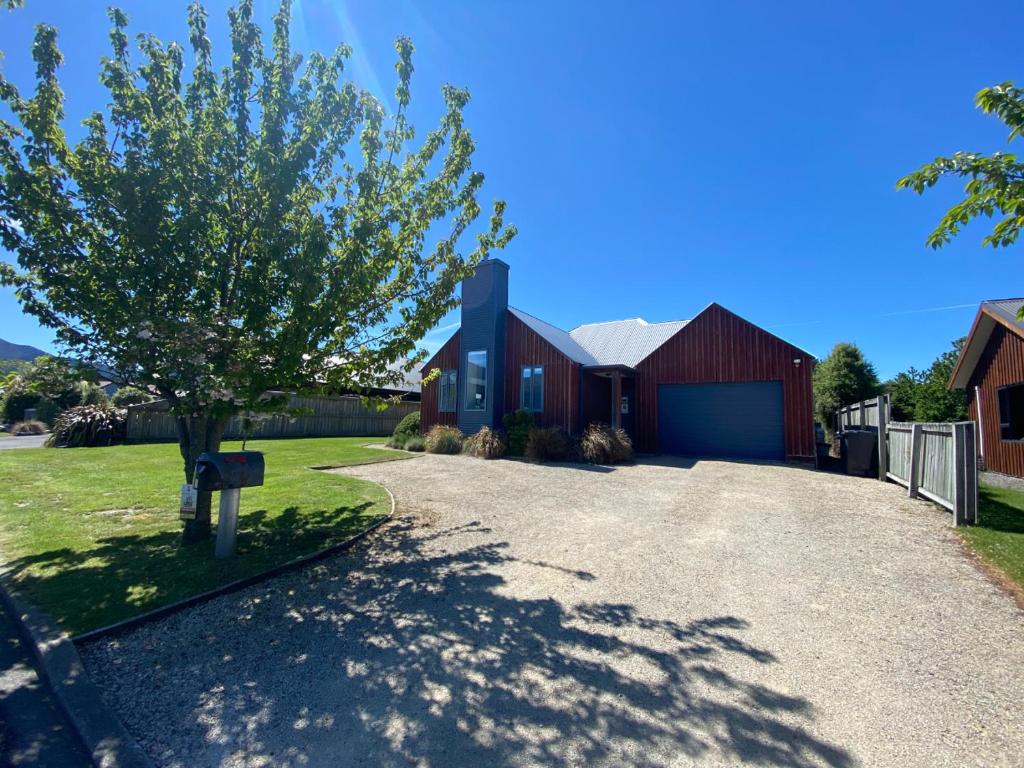 4 Tarndale Place - Resim 9