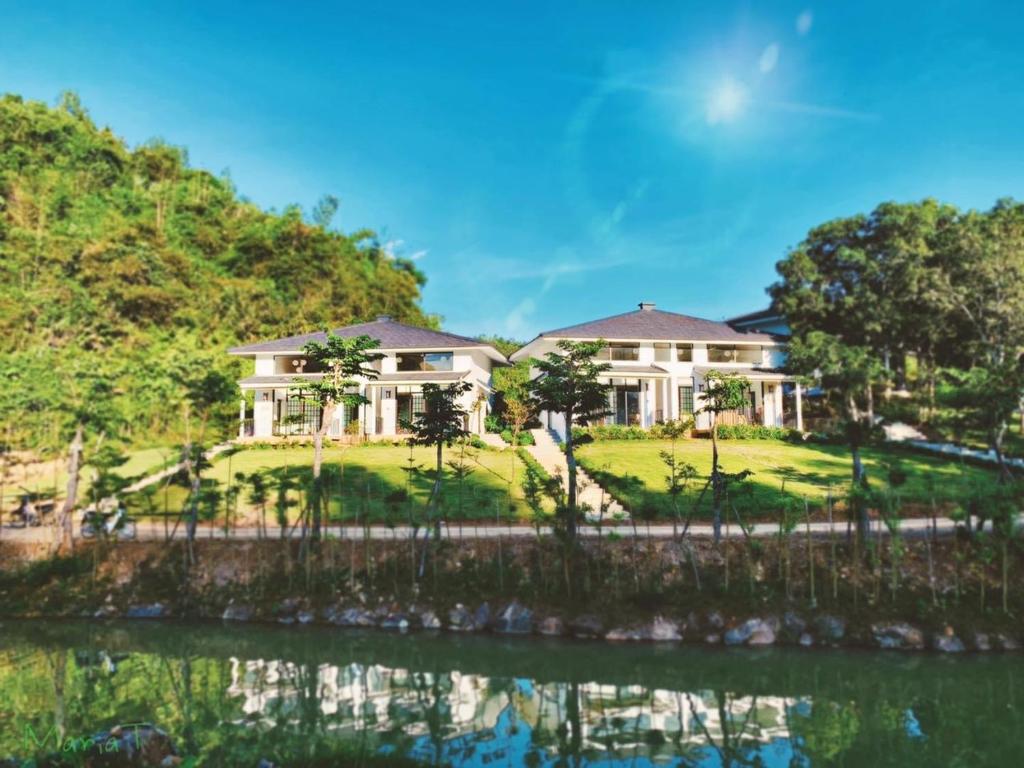 Hasu Village Hòa Bình - Venue Travel