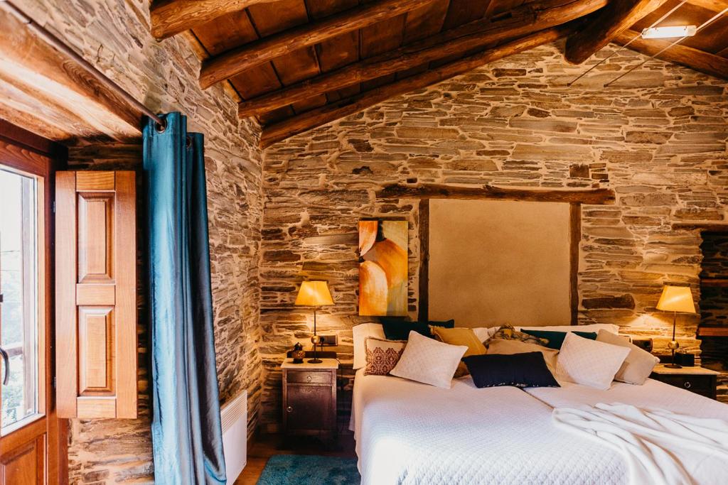 Casas de Outeiro - imagen 3
