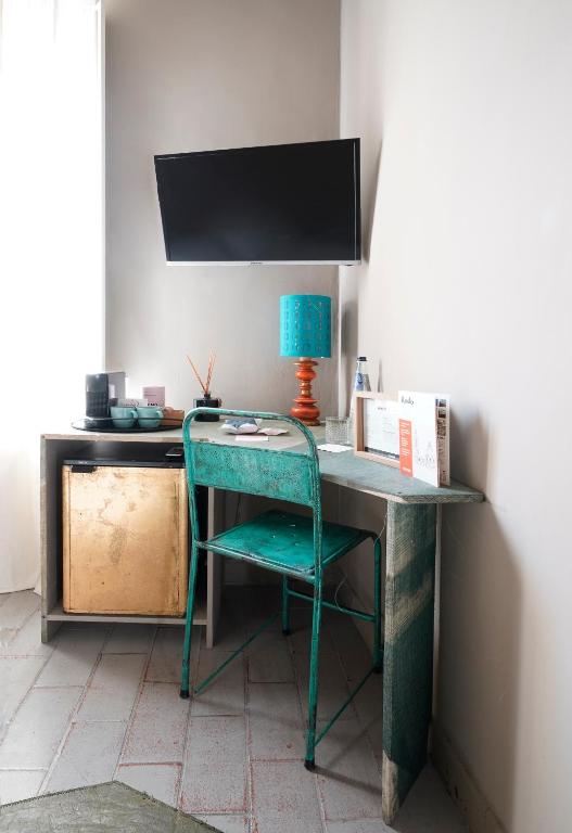 Numa Florence Rodo - Resim 5