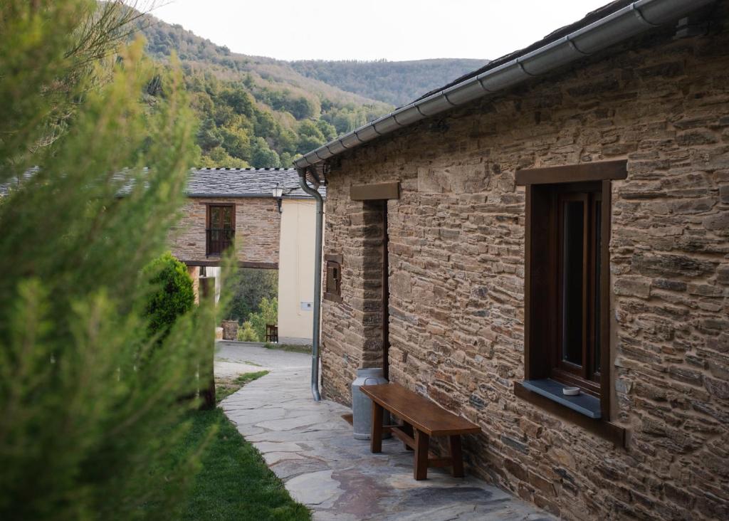 Casas de Outeiro - Four-Bedroom House