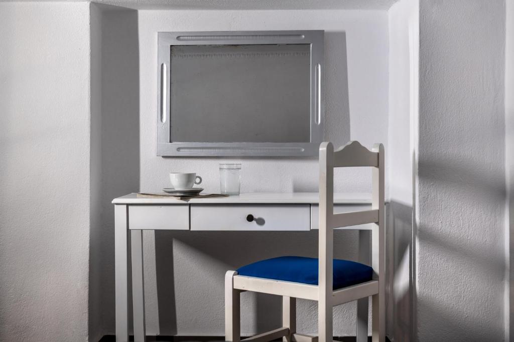 Zdjęcie z galerii obiektu Rivari Santorini Hotel w mieście Kamari