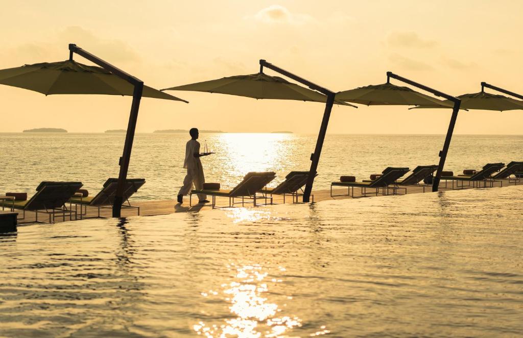 Anantara Kihavah Maldives Villas - View 27