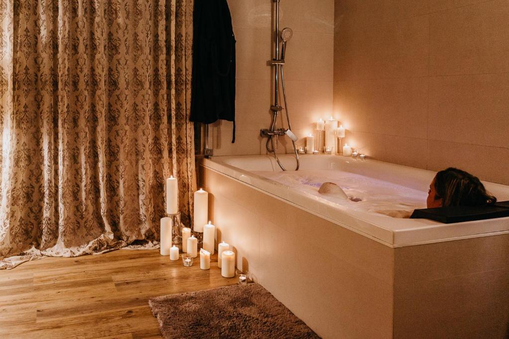 Casas de Outeiro - Suite With Spa Bath