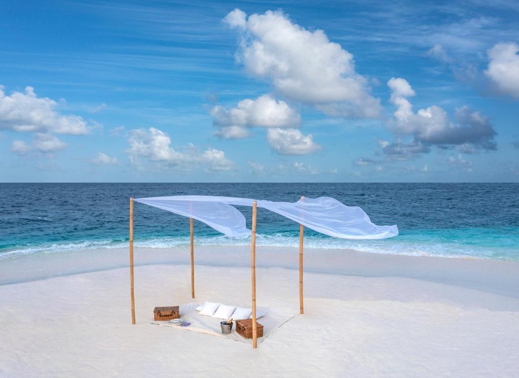 Anantara Kihavah Maldives Villas - View 37