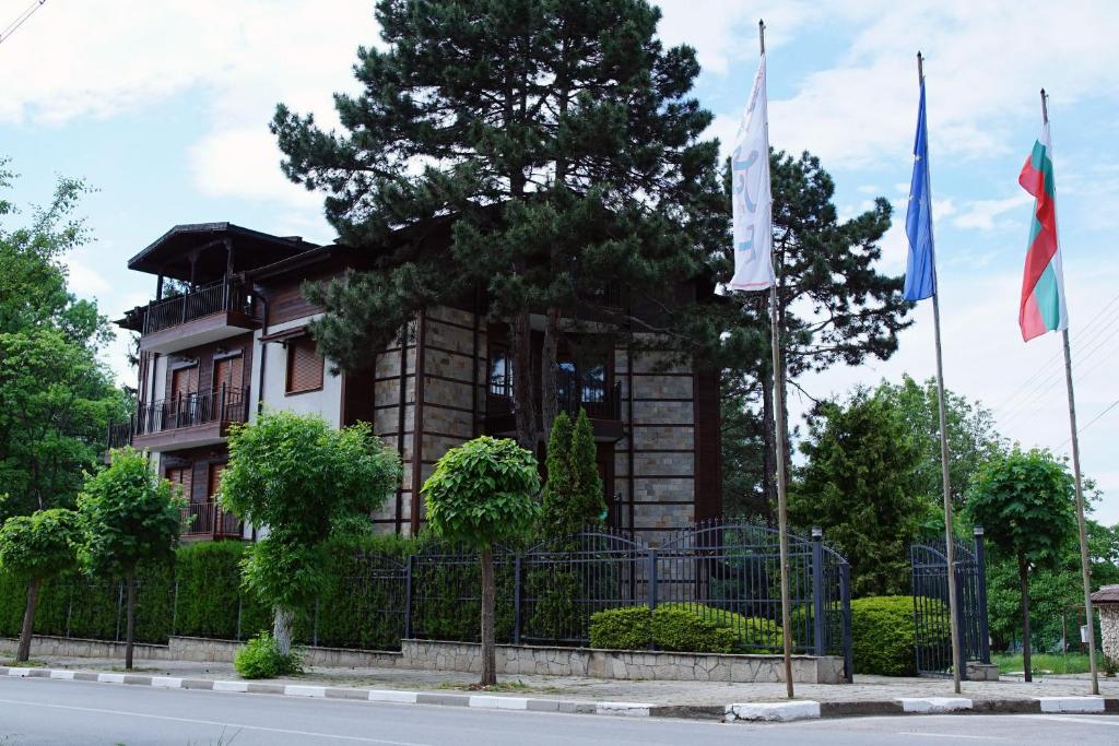 Φωτογραφία από το άλμπουμ του Hotel Tachev σε Cherven Bryag