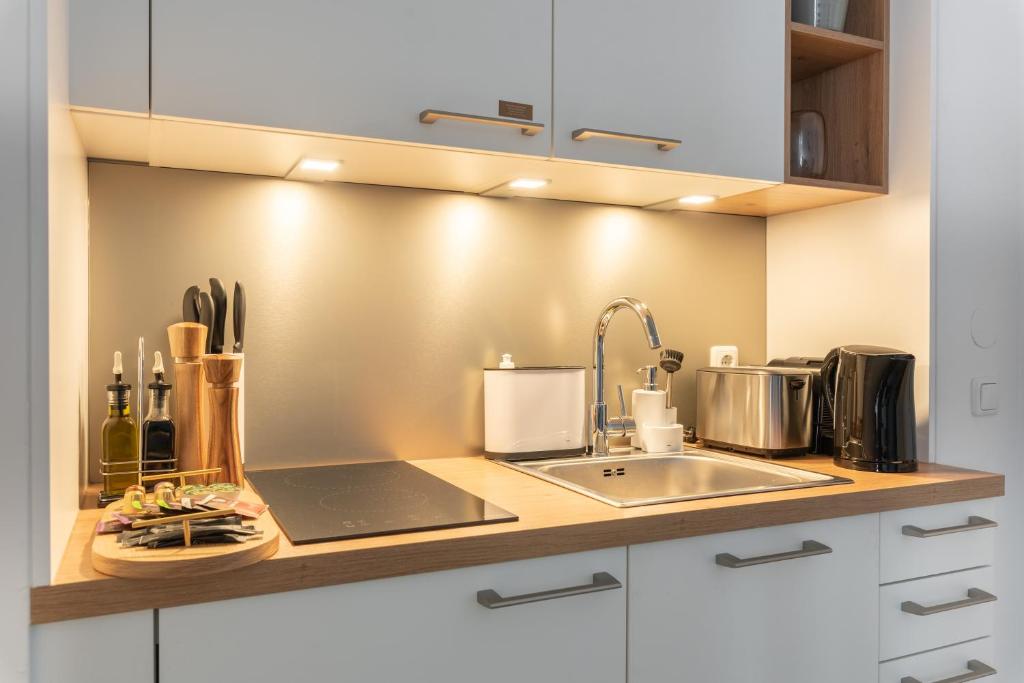 Limehome Linz Friedrichstraße - Resim 37