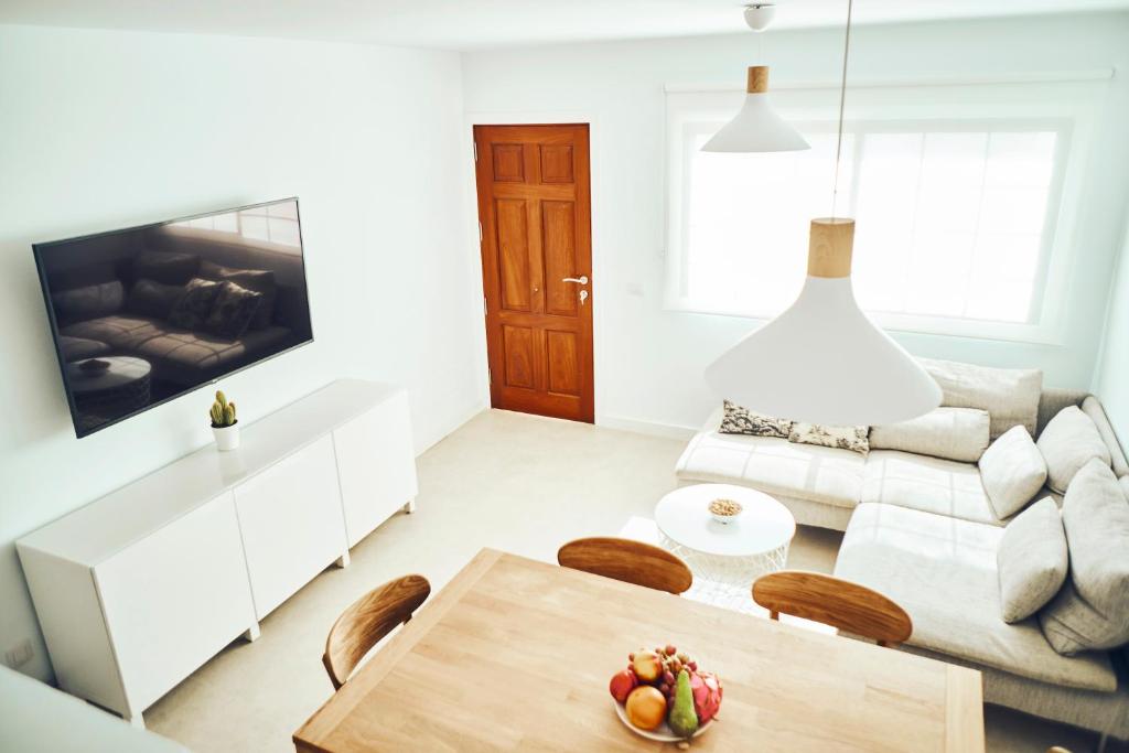 Posezení v ubytování 3BDR + 2BATH Comfy House El Medano