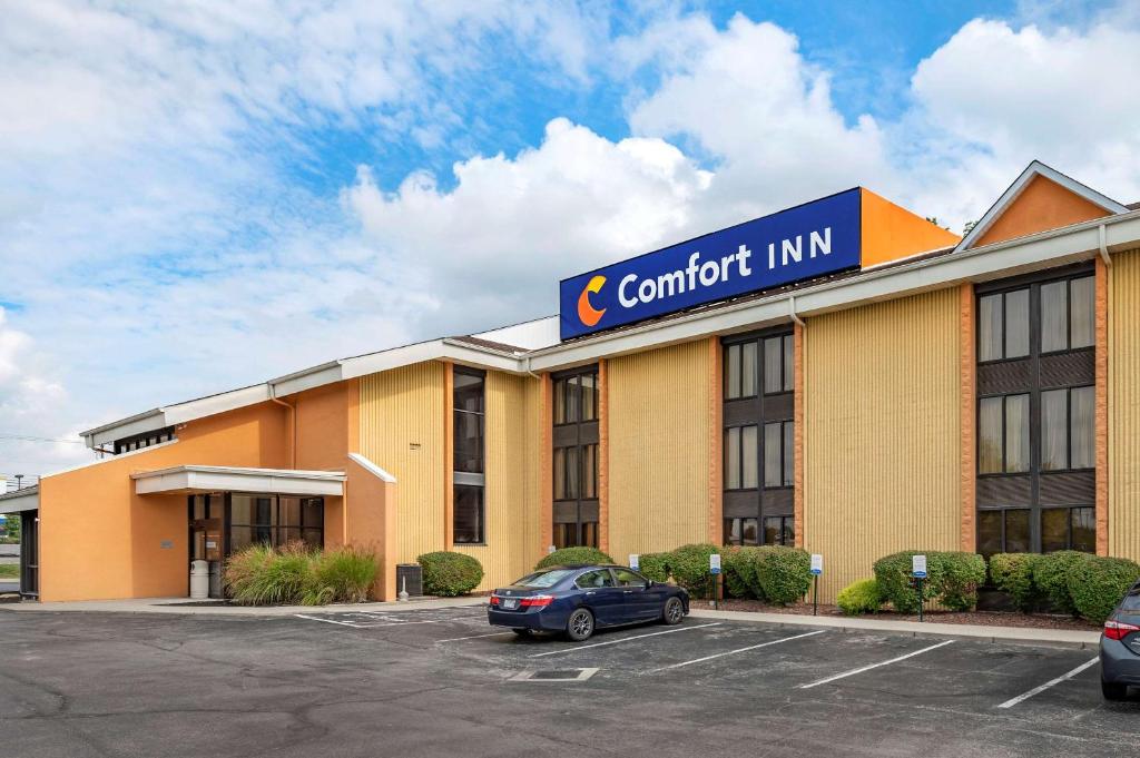 Comfort Inn Cincinnati Northeast photo