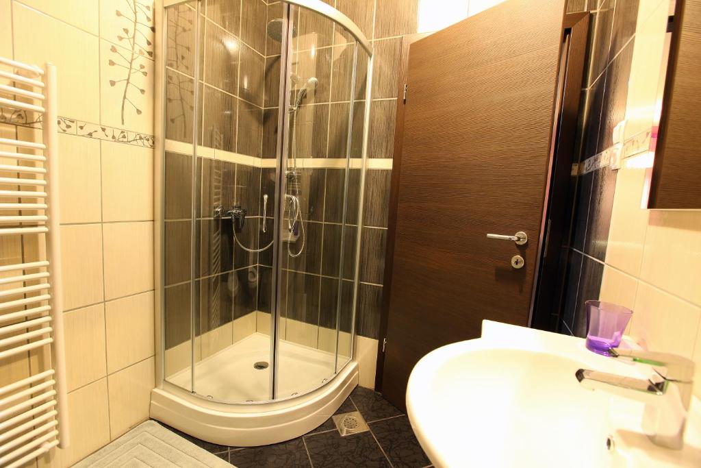 Koupelna v ubytování Apartments Pri Adamsovih