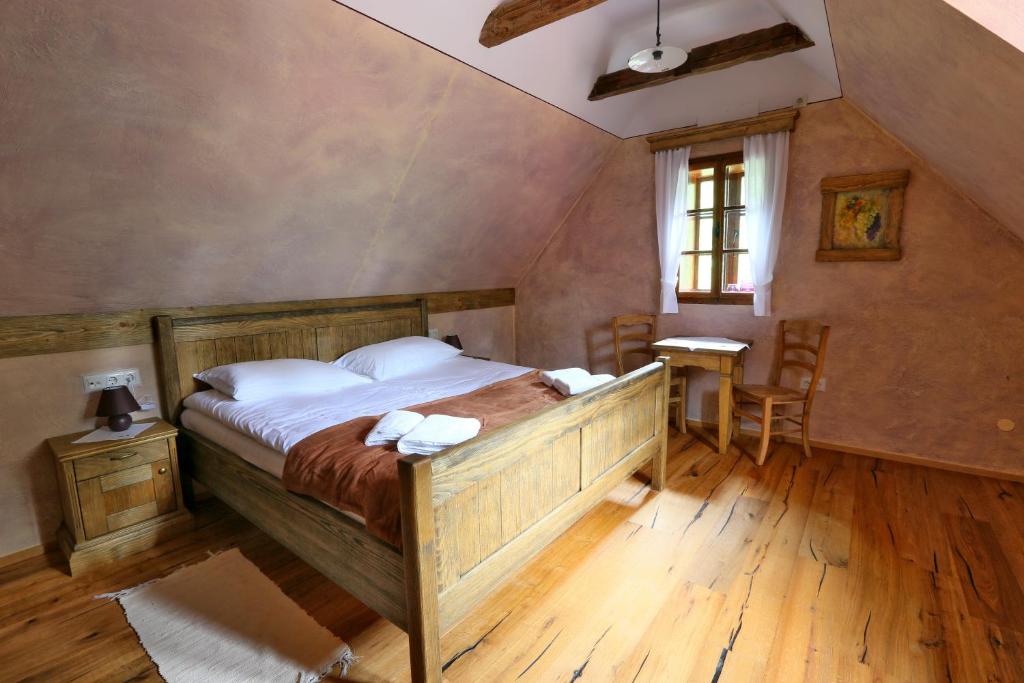 Postel nebo postele na pokoji v ubytování Pomona Relaxing Nature Guest House