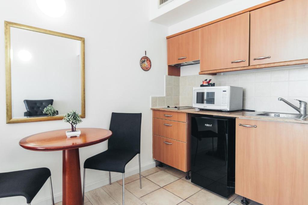 Almog Haifa Israel Apartments מגדלי חוף הכרמל - Apartamento Con Vista Al Mar