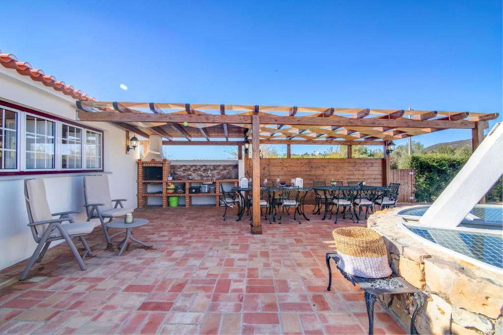 Villa Oliva Al - Casa De Seis Dormitorios