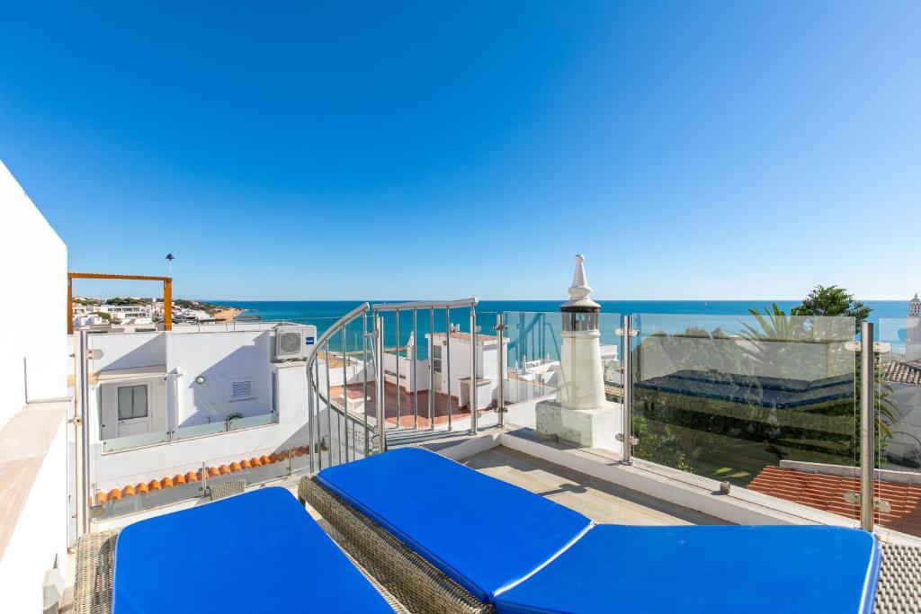 Typical Fisherman's Cottage with amazing sea views!