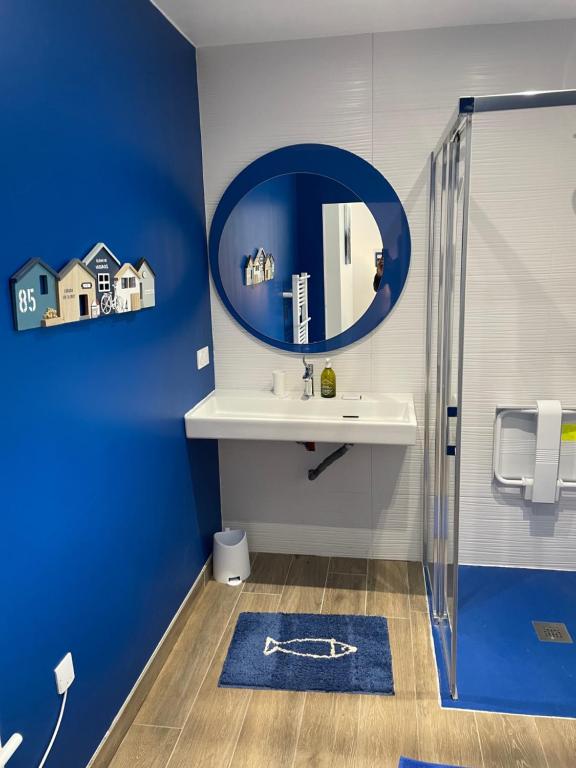 Comme à la maison près de la DOLCE VIA - Tweepersoonskamer Met Eigen Badkamer