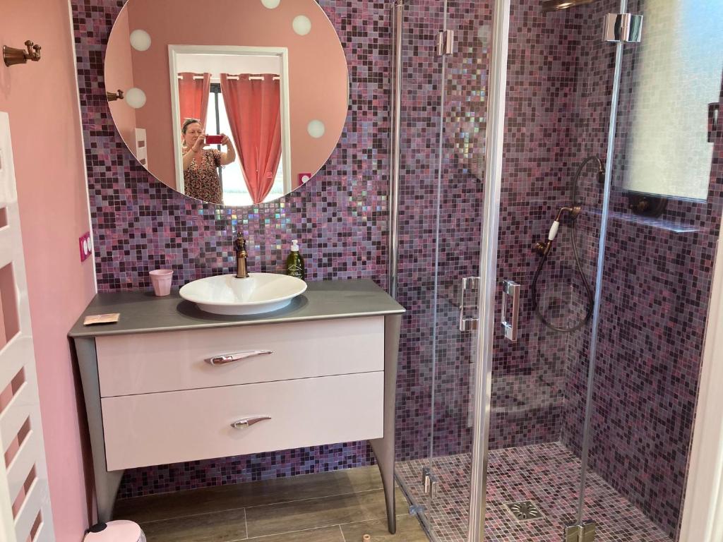 Comme à la maison près de la DOLCE VIA - Tweepersoonskamer Met Eigen Badkamer