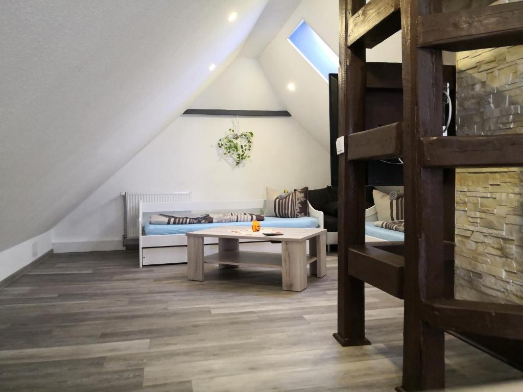 Postel nebo postele na pokoji v ubytování Hotel Villa Alice