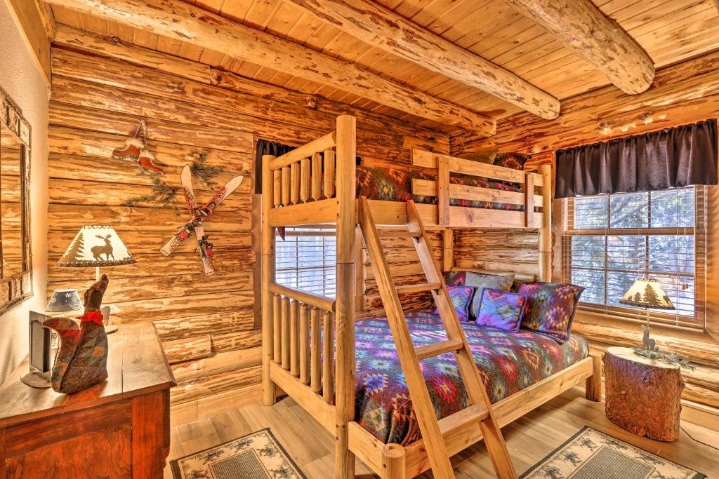 Cozy Updated Breckenridge Cabin with Hot Tub!, Breckenridge – Updated 2023  Prices