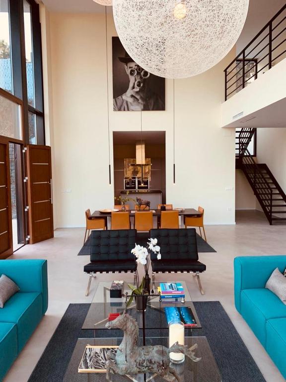 Villa Azahar, Benahavis Marbella, Benahavís – Updated 2022 Prices