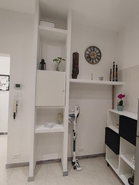 A bathroom at House Passarotti, 21