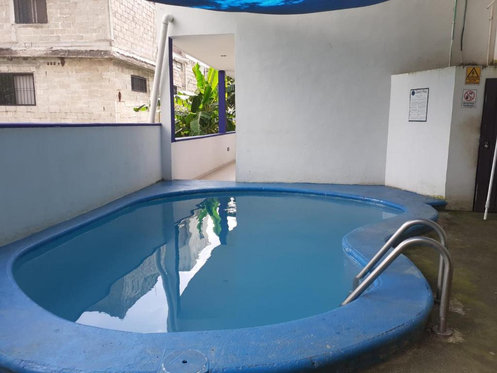 Bazén v ubytování Hotel Zazil-Naj nebo v jeho okolí