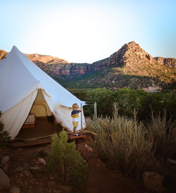Příroda nedaleko luxury tent