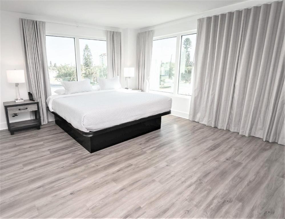 The Avalon Club - 