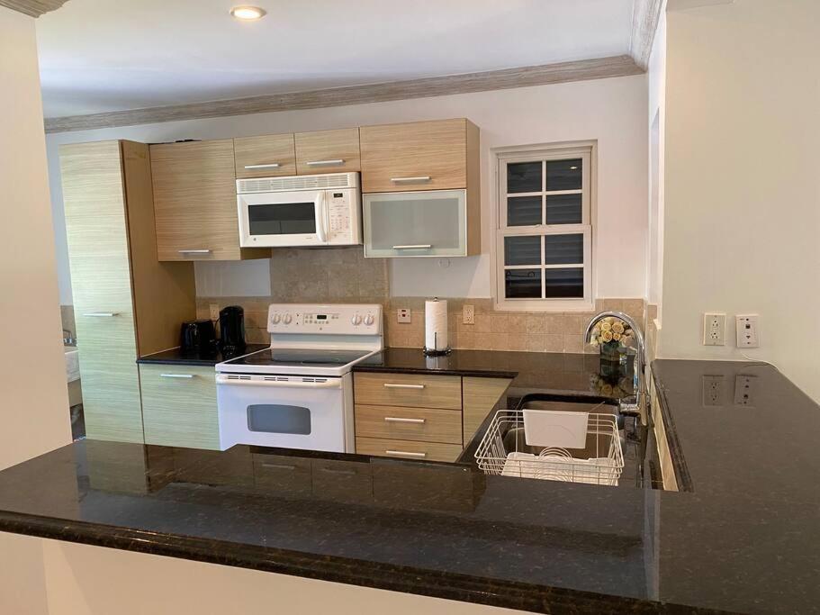 West Coast 3 Bed Townhouse in Holetown - Housity