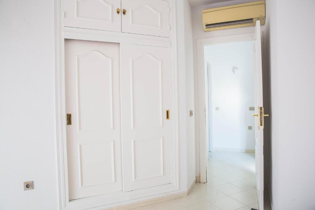 Fotografia z galérie ubytovania Espaciosa Villa en Mijas Costa para 10 personas v destinácii Málaga