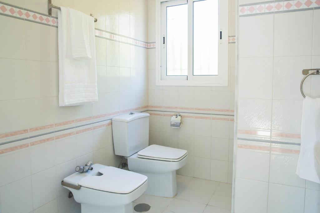 Fotografia z galérie ubytovania Espaciosa Villa en Mijas Costa para 10 personas v destinácii Málaga