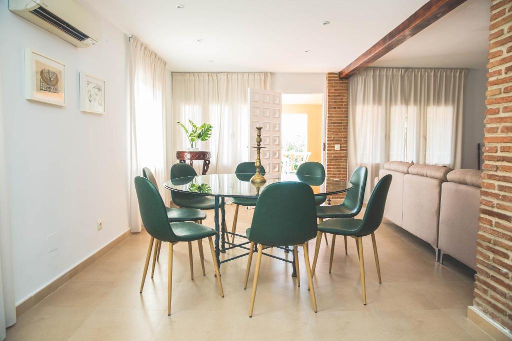 Fotografia z galérie ubytovania Espaciosa Villa en Mijas Costa para 10 personas v destinácii Málaga