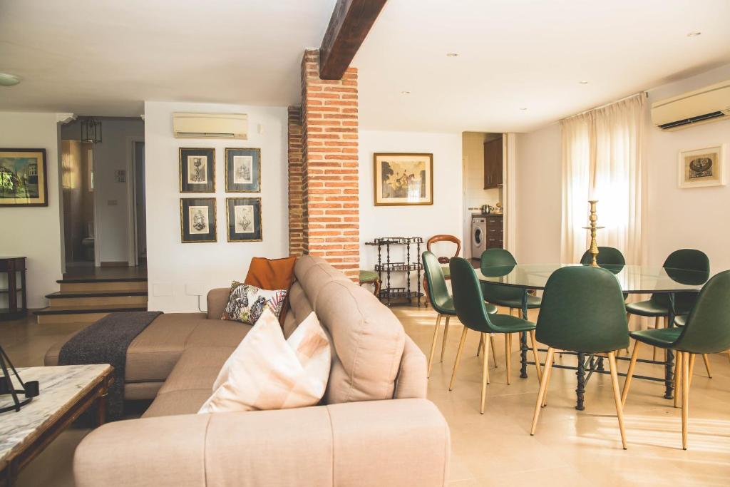 Fotografia z galérie ubytovania Espaciosa Villa en Mijas Costa para 10 personas v destinácii Málaga