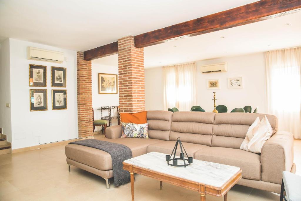 Fotografia z galérie ubytovania Espaciosa Villa en Mijas Costa para 10 personas v destinácii Málaga