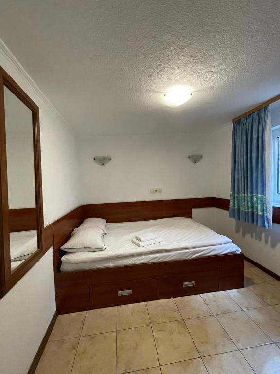 Apartments with kitchen and garden фото 2