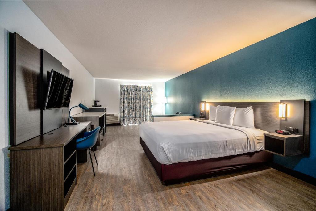 Studio 6 Suites Lawndale, CA South Bay - 