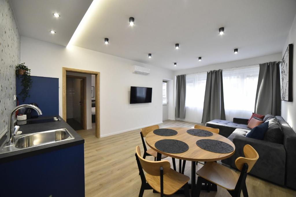 Block Apartment No2 - 8