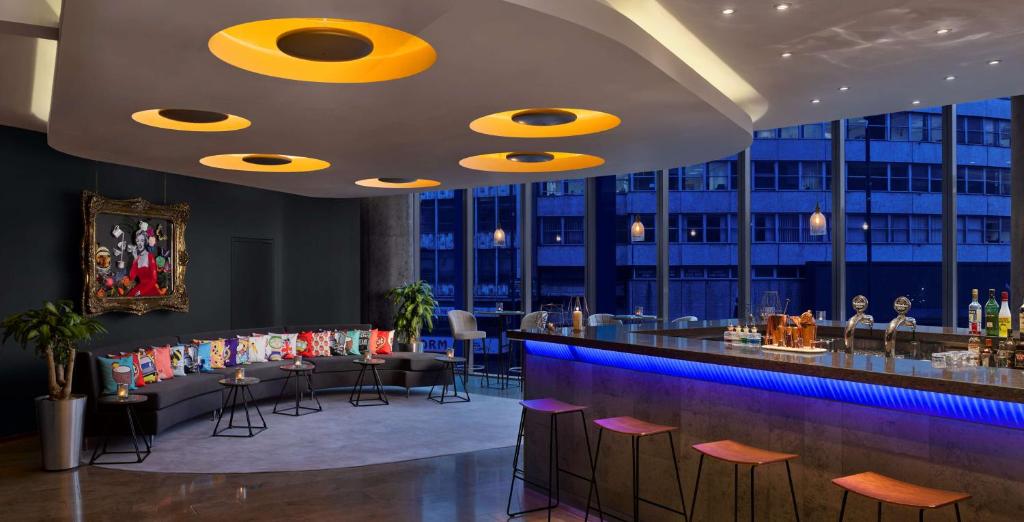 Lounge nebo bar v ubytování Radisson Blu Hotel, Birmingham