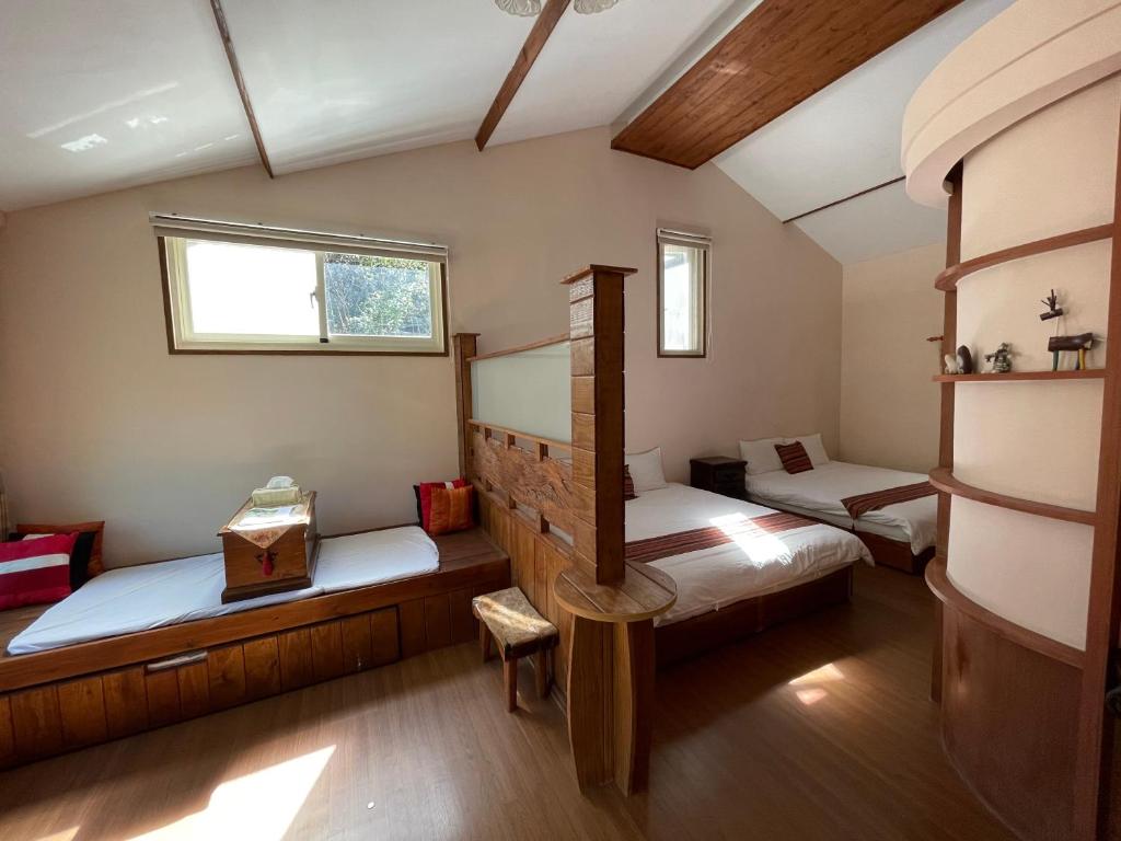 福緣山莊 桃園市民宿004號 - Habitación Cuádruple Con Balcón
