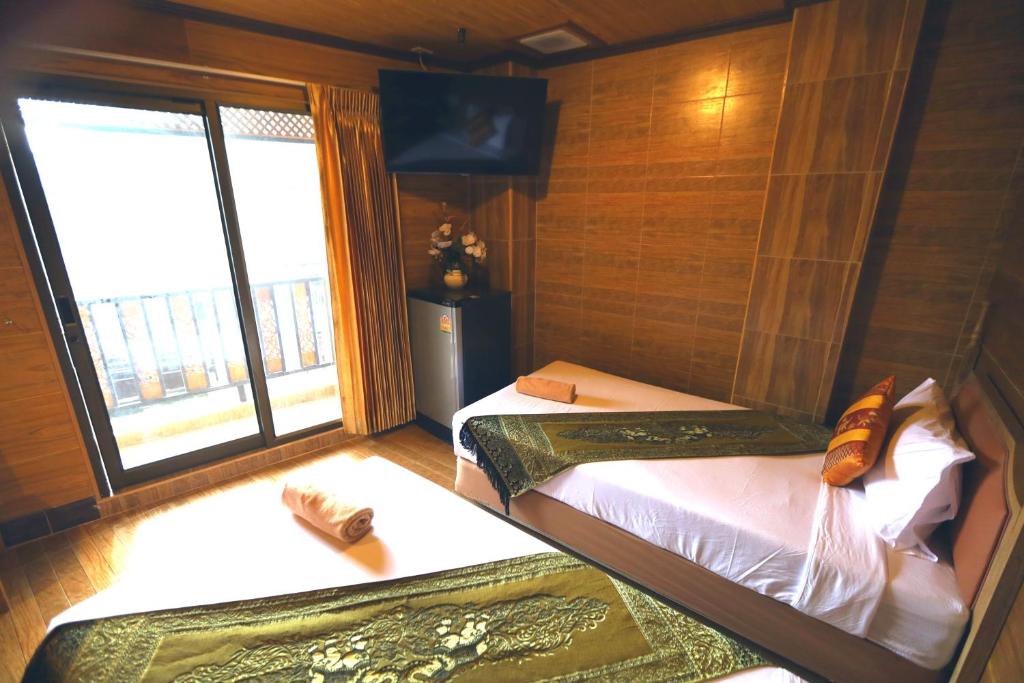 Thai Cozy House - SHA certified - Twin Room With Balcony
