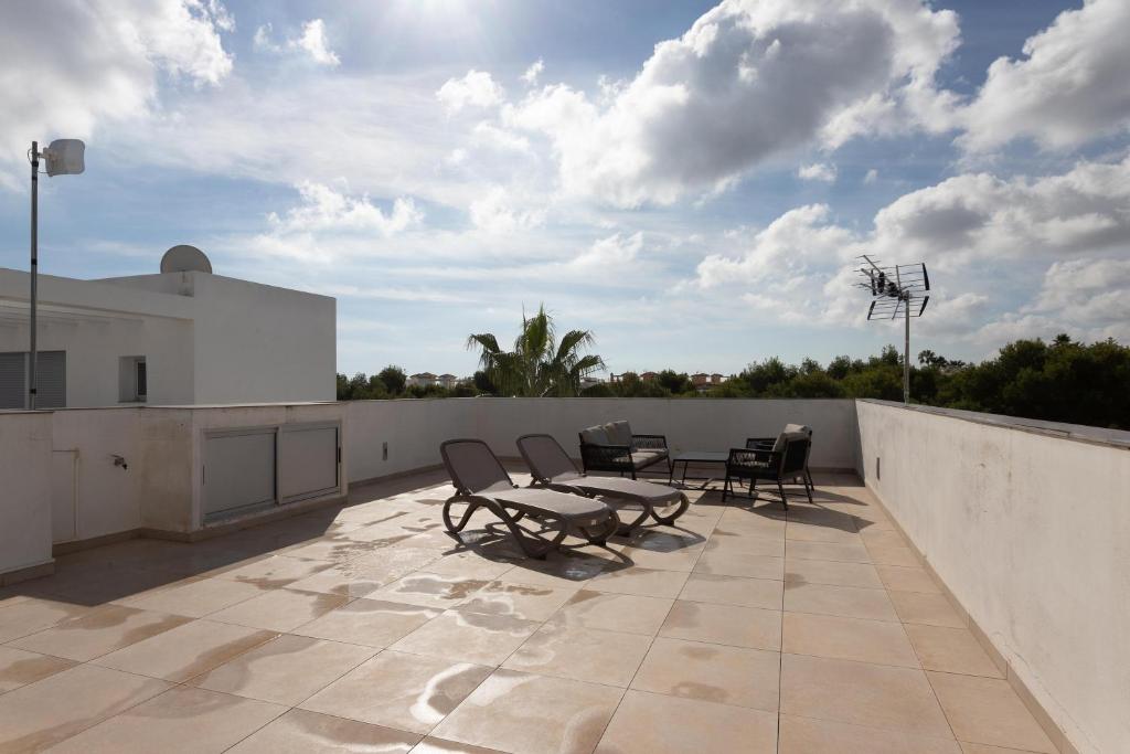  Villa Coco Caline , Orihuela Costa, Espagne - 7 Commentaires  clients . Réservez votre hôtel dès maintenant !