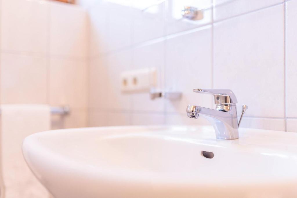 Kúpeľňa v ubytovaní Bnb Lettnerhof Terrace Family Suite