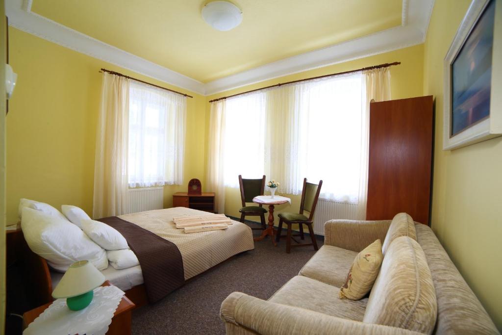 "Willa Millennium" - 6