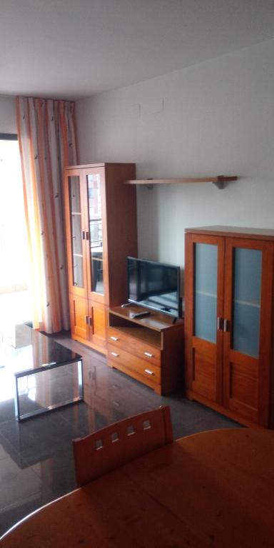 TV a/nebo společenská místnost v ubytování Apartamento Completo Torresol IV