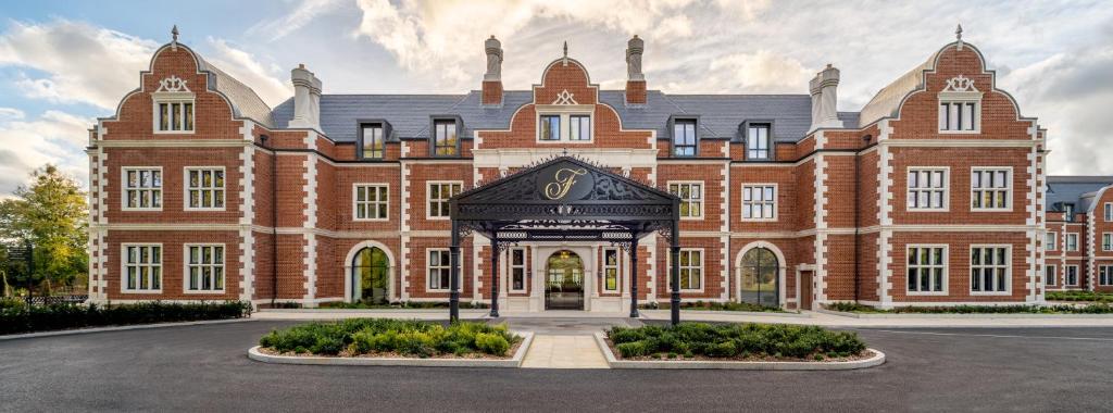 Fairmont Windsor Park, Dezember 2021