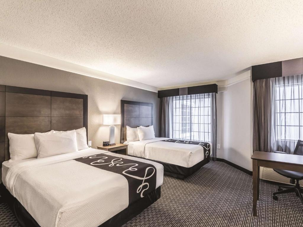 La Quinta by Wyndham Austin at The Domain - 