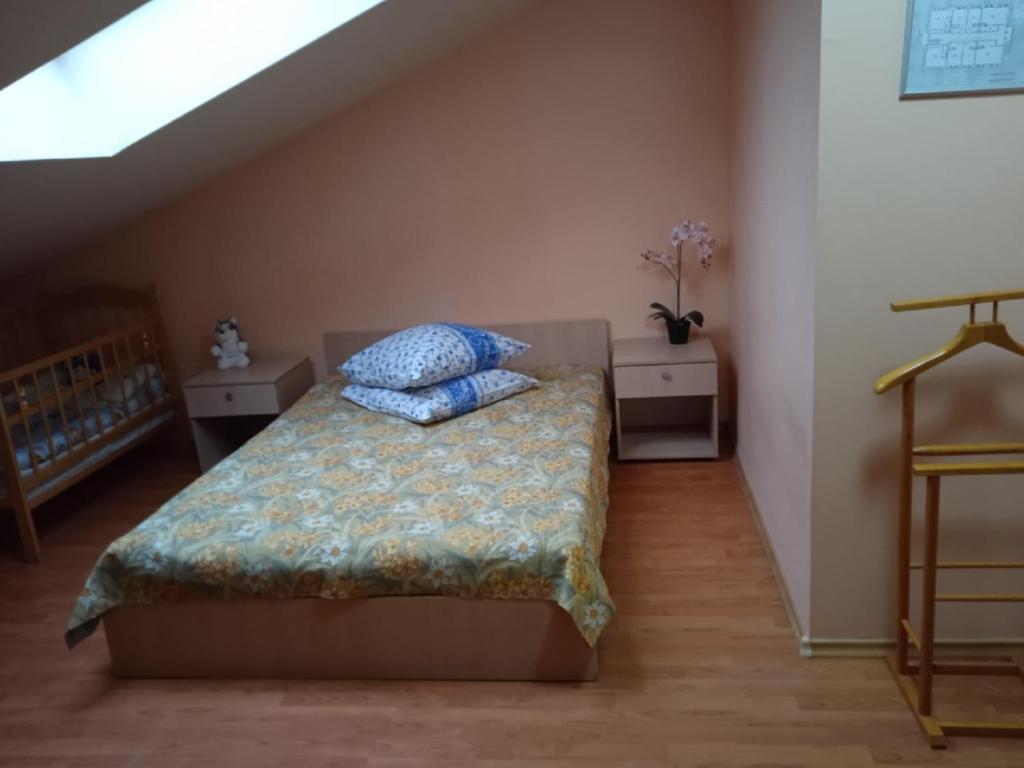 Kovcheg Econom Hotel - Family Room With Shower