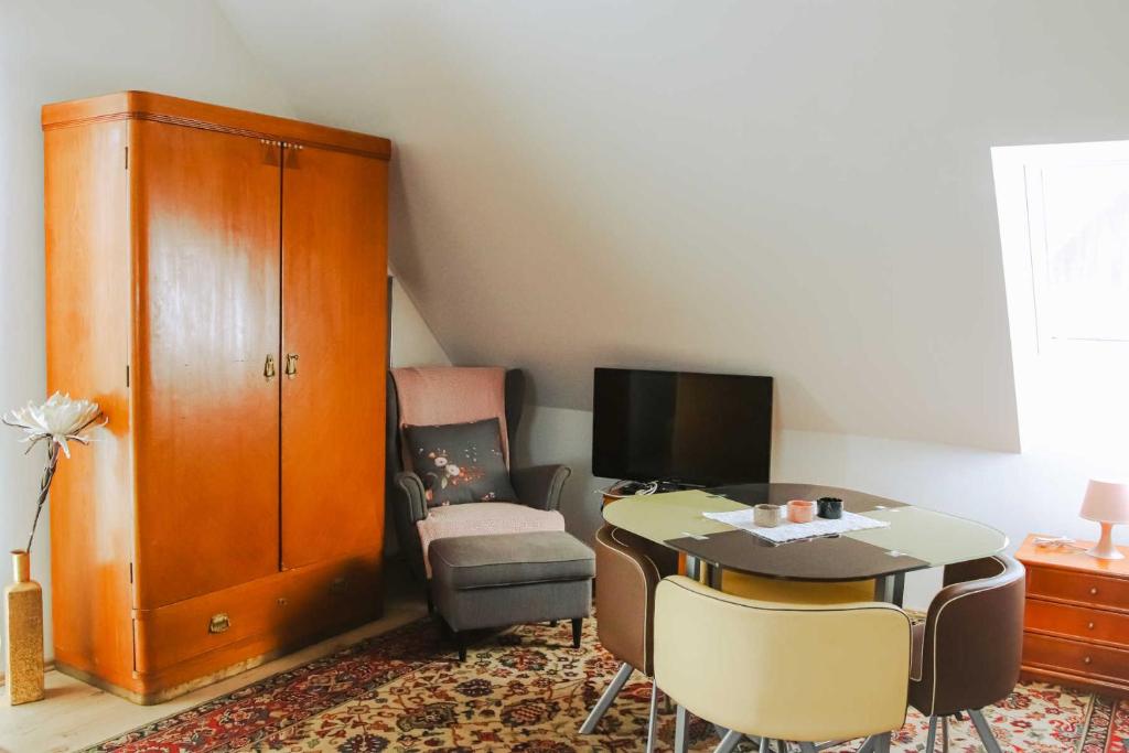 TV a/nebo společenská místnost v ubytování AMD Chalet